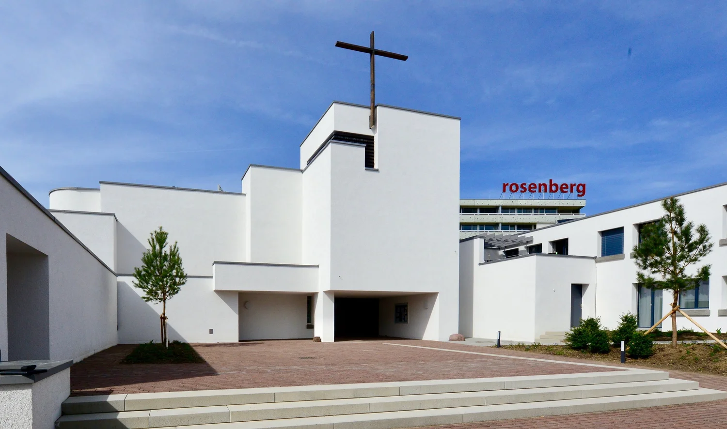 Kreuz für Kircheneinrichtung